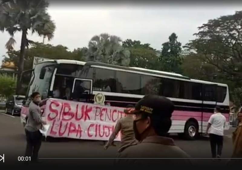 Nekat, Fraksi Ciujung Kampanyekan Soal Sungai Ciujung Saat Kunker Komisi II DPR RI