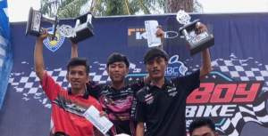 Ratusan Peserta Ramaikan Drag Bike Bang Boy