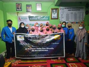 Membuat Konektor Masker Untuk Mengasah Kreativitas Anak