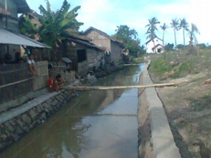 Pekerjaan Saluran Irigasi Kali Padek, Tidak Sesuai Standar
