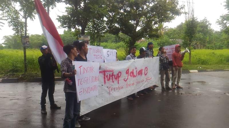 Galian C Ilegal, Masyarakat Pancur Geruduk Pemkot Serang