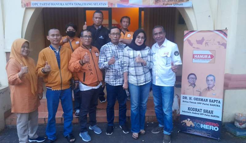 Pengurus DPC Hanura Kota Tangsel usai rapat persiapan Muscablub yang akan digelar akhir Januari 2023.