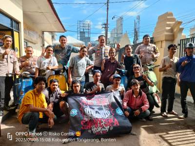 Polsek Cisoka Laksanakan Giat Jum&rsquo;at Curhat Bersama Komunitas Vespa