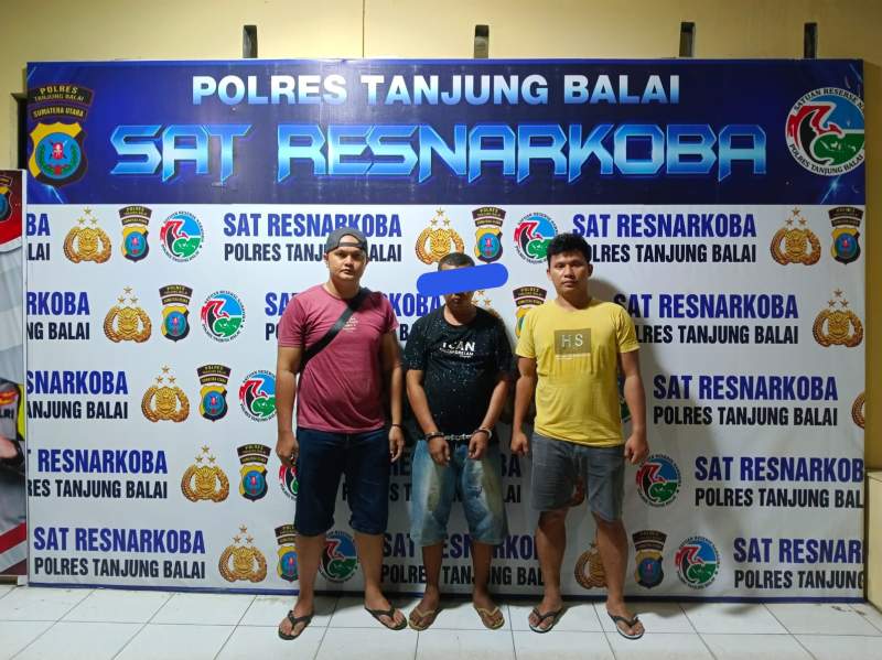 Satres Narkoba tangkap pelaku kepemilikan narkotika.