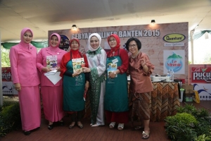 Ketua Tim Penggerak PKK Banten Akan Terus Melestarikan Masakan Khas Banten