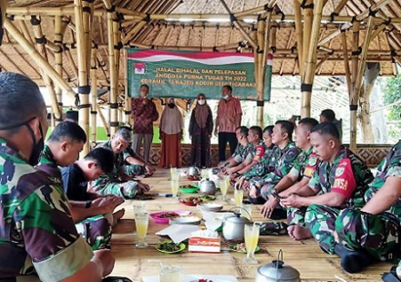 Koramil 12 Rajeg Gelar Pelepasan Purna Tugas dan Halal Bihalal