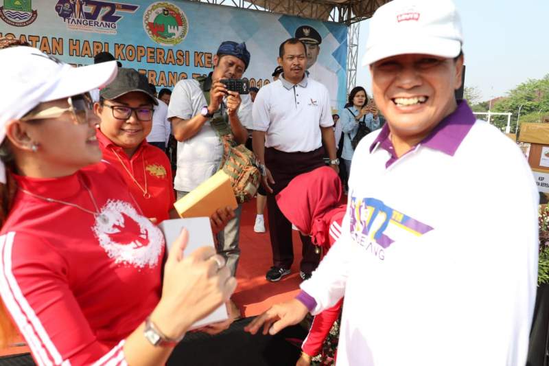 Sambut Hari Koperasi, Ribuan Warga Ikuti Senam Sehat