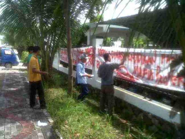 Arak Banten, Demo Dindik Provinsi Banten