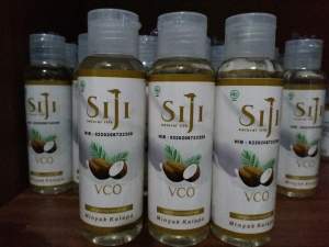 Inspiratif, Anak Muda di Kota Serang Jualan Minyak Kelapa