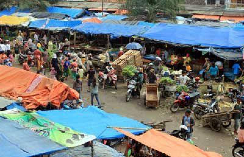 Tak Capai PAD, Pemkot Pertimbangkan Kontrak Kerjasama Dengan Pengelola Pasar Rau
