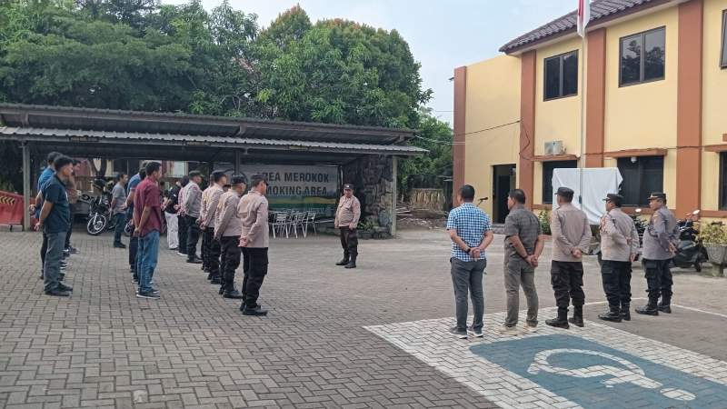 Tanamkan Disiplin, Polsek Panongan Gelar Apel