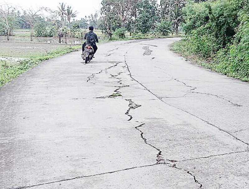 Aktivis Sukadiri Soroti Area Ruas Jalan Cirarab Sukadiri