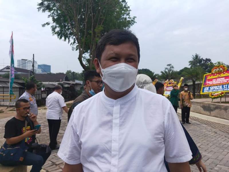 Kadindikbud Tangsel, Deden Deni