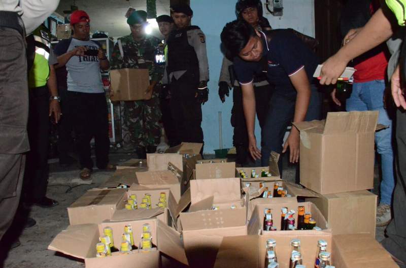 Polresta Tangerang Sita Ribuan Botol Miras