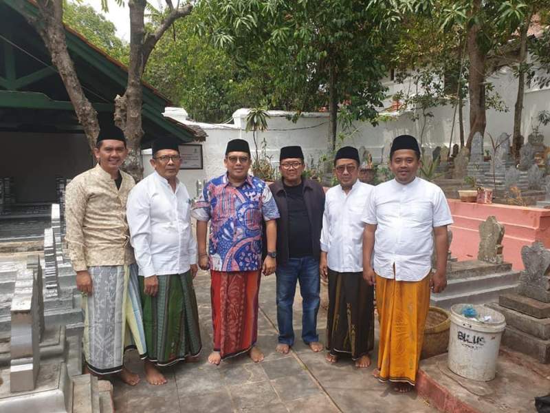 Delapan&nbsp; orang Keluarga 99 Asal Kresek Terpilih Menjadi Anggota Dewan