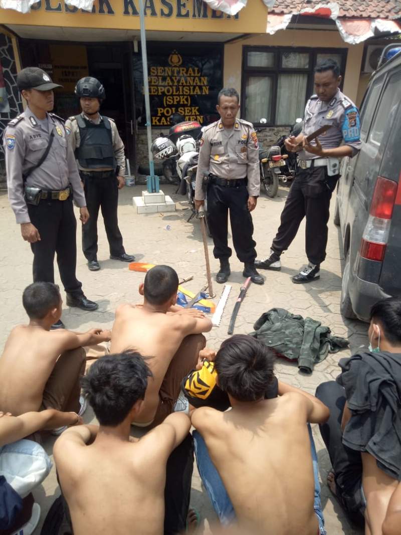 Polsek Kesemen Gagalkan Aksi Tawuran Antar Sekolah