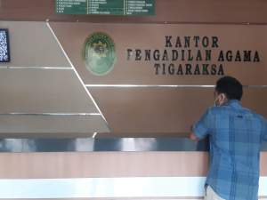 Aneh Belum Sama Sekali Sidang, Akte Cerai Warga Sindang Jaya Terbit