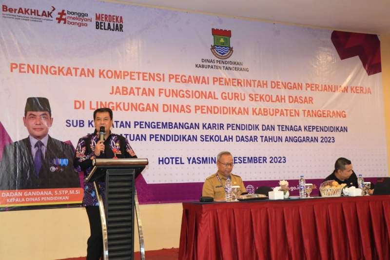 Sekda Buka Acara Peningkatan Kompetensi Bagi Guru SD PPPK