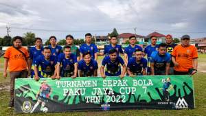 Kesebelasan All Star keluar dari arena Pakujaya Cup 7 setelah kalah 0-2 dari Denis FC Pondok Aren.