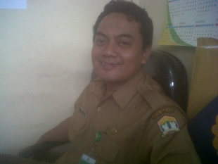 Kepala Disperindagkop, Sugiri