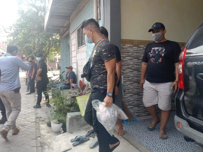 Polisi Geledah Dua Rumah Terduga Teroris Di Perumahan Taman Balaraja