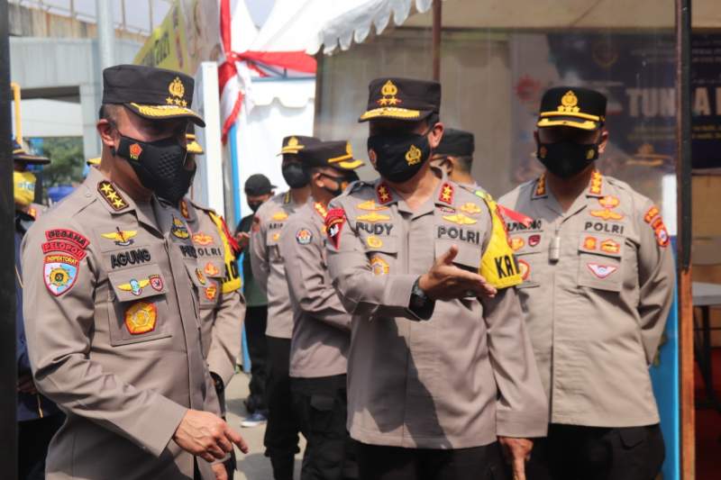 Irwasum Mabes Polri Tinjau Pos Pengamanan di Pelabuhan Merak