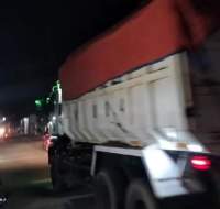 Truk Pengangkut Tanah Resahkan Warga Kronjo