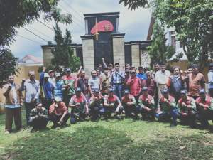 Datangin Rumah ATN, Masyarakat 4 Kecamatan Beri Dukungan Untuk Eki Baihaki