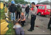 Kapolres Serang Bantu Korban Laka Lantas