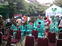 Para Santri Berhamburan Saat Hatta Rajasa Memberikan Sambutan