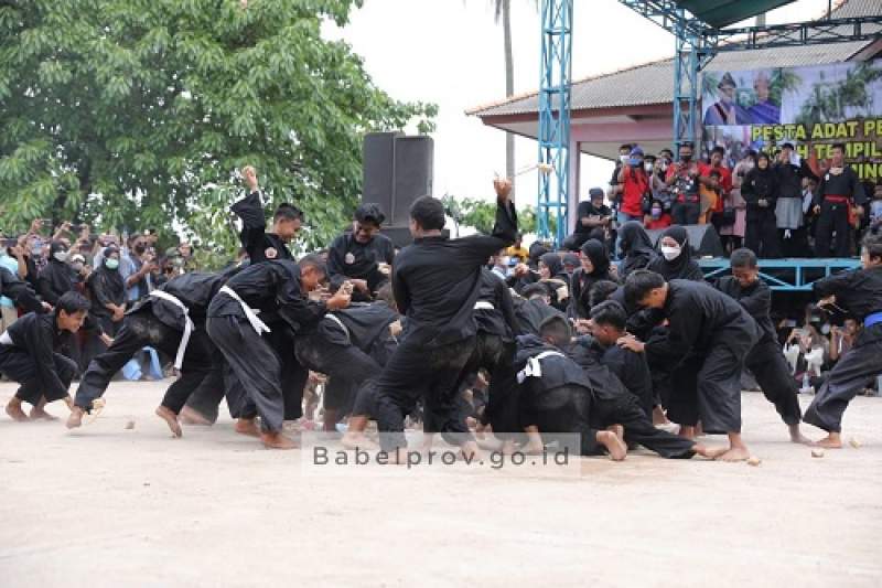 Pesta Adat Perang Ketupat Terlaksana Kembali, Setelah 2 Tahun Vakum Karena Covid-19