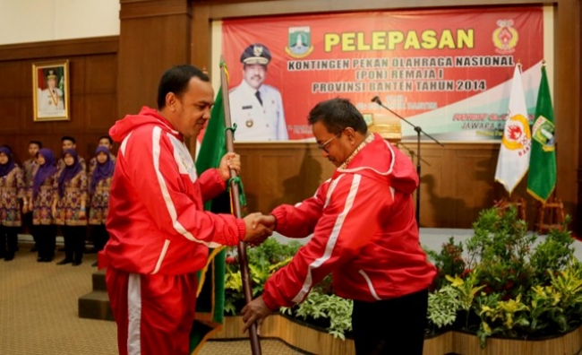 PLT GUBERNUR BANTEN LEPAS KONTINGEN ATLET BANTEN UNTUK PON REMAJA I