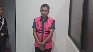 Ditetapkan TSK, Kadis Lingkungan Hidup Tangsel Ditahan