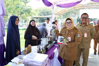 Intan Tangerang Tinjau Gerakan Pangan Murah dan Bazar UMKM