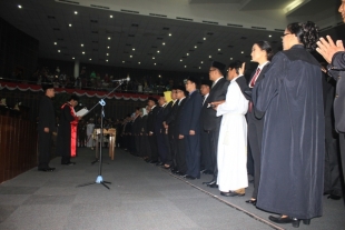 85 Anggota Dewan Provinsi Banten Dilantik