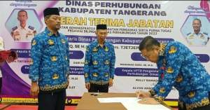 Lima Jabatan di Dishub Disertijabkan di Hotel Lemo