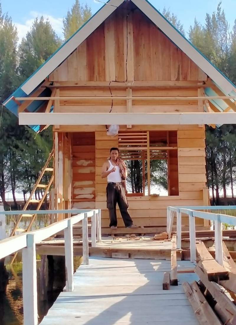 LPPL, Amping Parak, Bangun Berdiri Megah Markas Pengawas