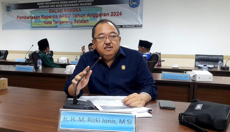 Ketua Fraksi Demokrat DPRD Kota Tangsel, Rizki Jonis.