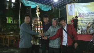 Penutupan LKS Kota Tangsel oleh Kepala Dindik Tangsel H Mathoda