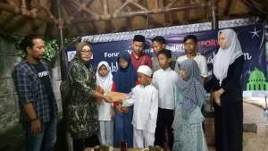 Menjaga Silahturahmi, FORWAT Bukber Bersama Anak Yatim