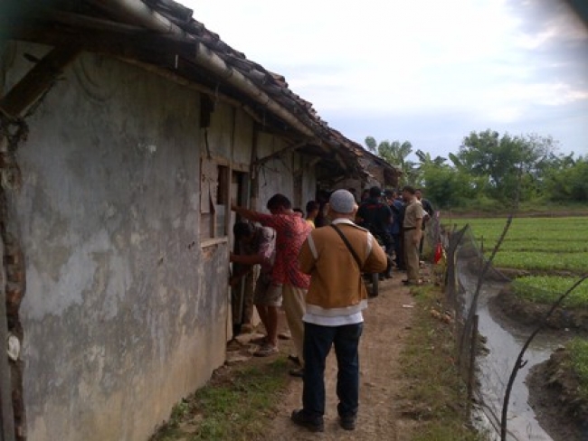 Salah satu rumah maksiat yang digrebek petugas di Neglasari