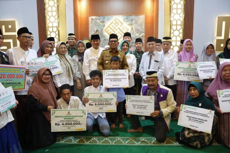 Safari Ramadan 1446 H, Gubernur Banten Andra Soni Jelaskan Tujuan Efisiensi Anggaran kepada Masyarakat