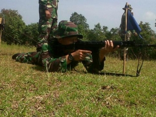 Dokdiklatpur Giatkan Latihan Menembak
