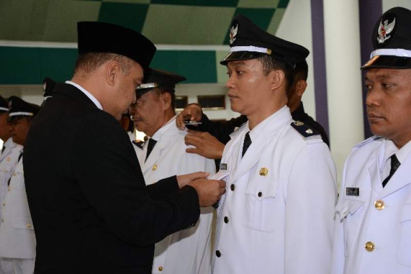 ⁠⁠⁠Lantik Kades Terpilih, Zaki Ingatkan Jaga Amanah Masyarakat