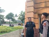 Tingkatkan Patroli, Ditsamapta Polda Banten Sampaikan Pesan Khamtibmas kepada Warga.