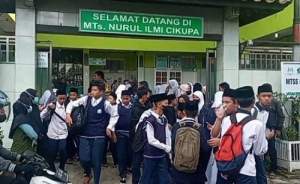 Soal Kisruh Sekolah MTS, Kades Cikupa Angkat Bicara