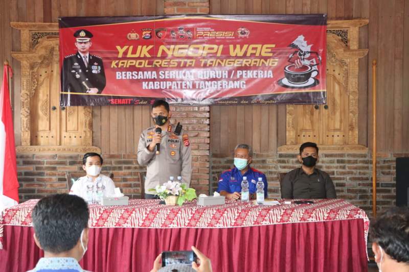 Ajak Ngopi Buruh, Kapolresta Tangerang Minta Perkuat Sinegitas