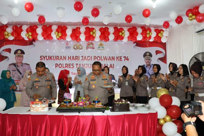 Kapolres Tanjungbalai Laksanakan Syukuran Acara Hari Jadi Polwan ke 74