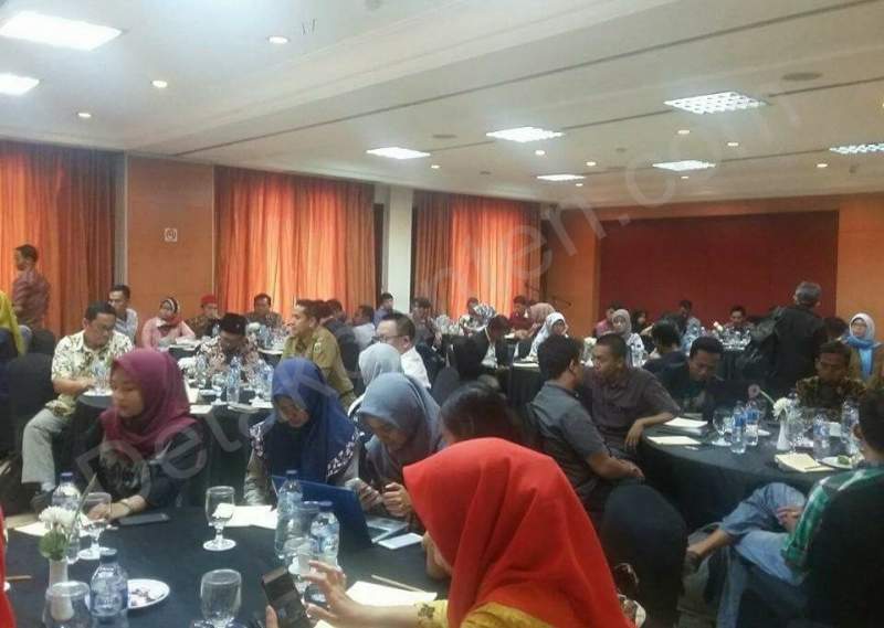 Cegah Hoax Kemenkominfo Latih Blogger Serang