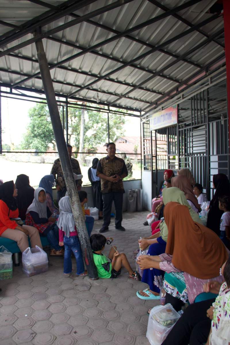 Dialog Kasi. Binadik Bersama pengunjung, Marlon : Semua Gratis